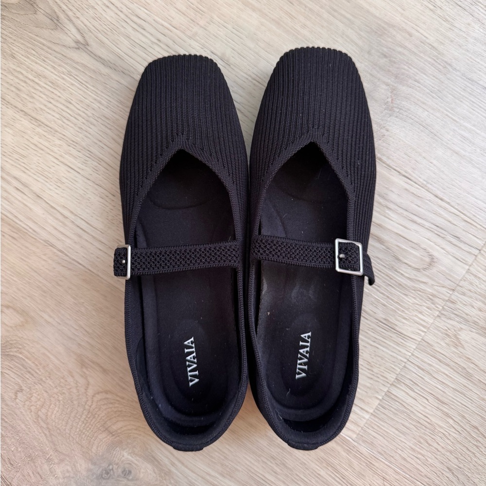 Vivaia black mary Jane ballet flats